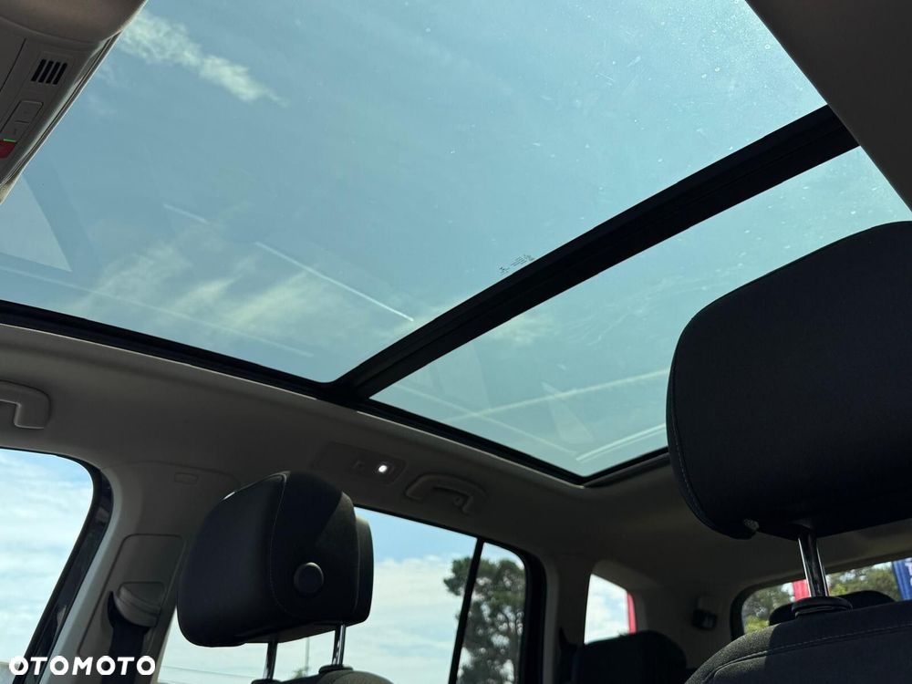 Volkswagen Touran 2.0 TDI BMT Highline DSG - 33