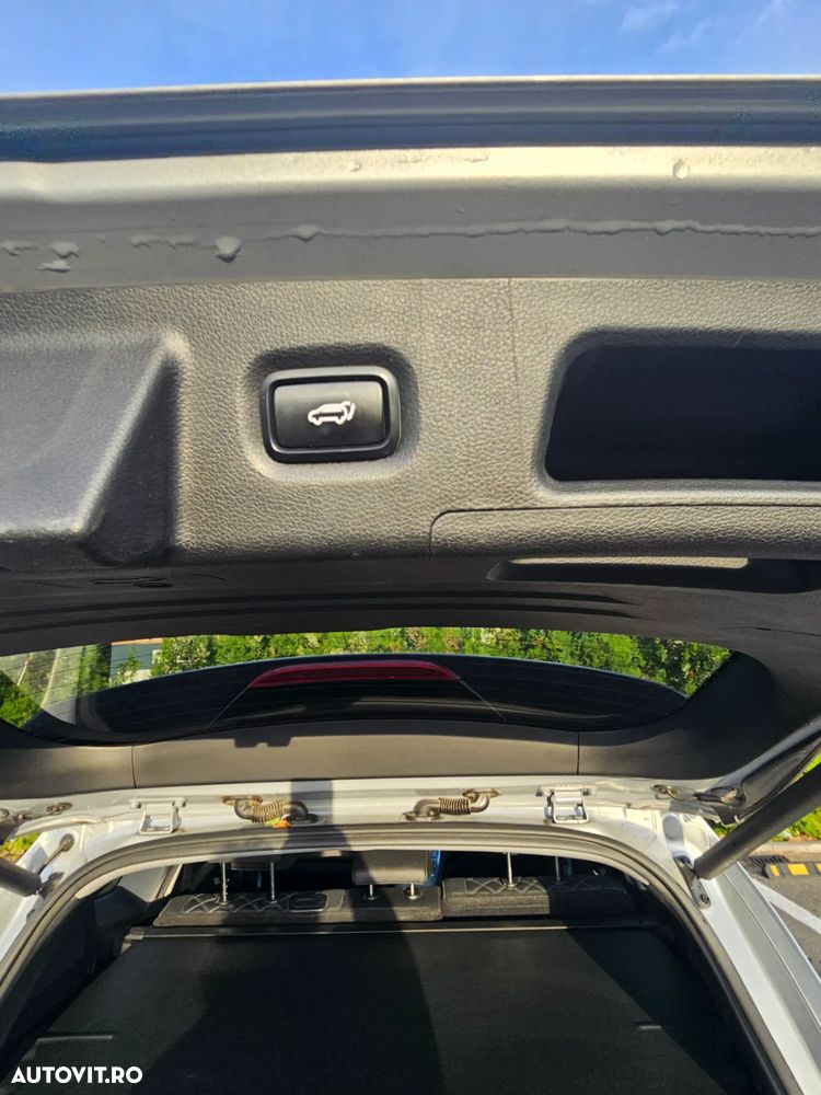 Hyundai Santa Fe Plug-in Hybrid 1.6 l 265 CP 4WD 6AT Luxury - 18