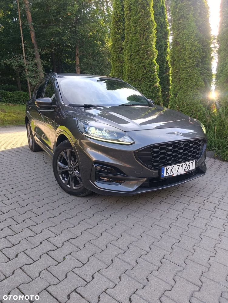 Ford Kuga - 1