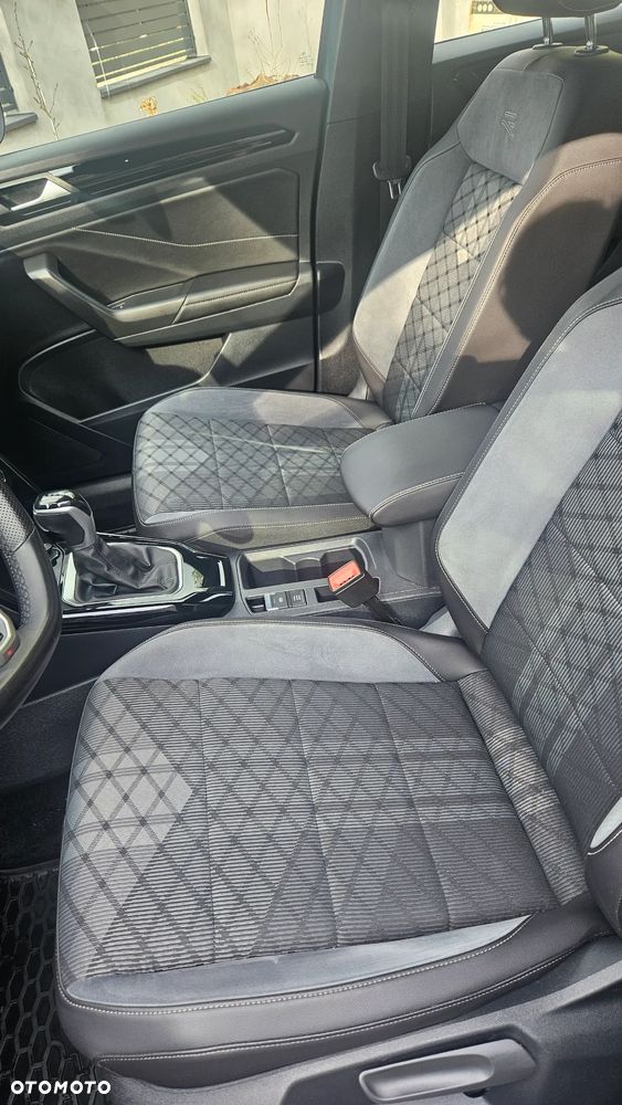 Volkswagen T-Roc 1.5 TSI R-Line DSG - 9