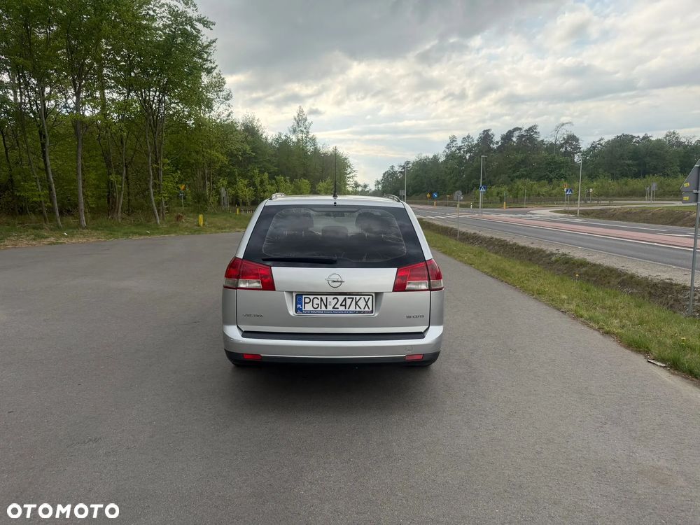 Opel Vectra 1.9 CDTI Cosmo - 4