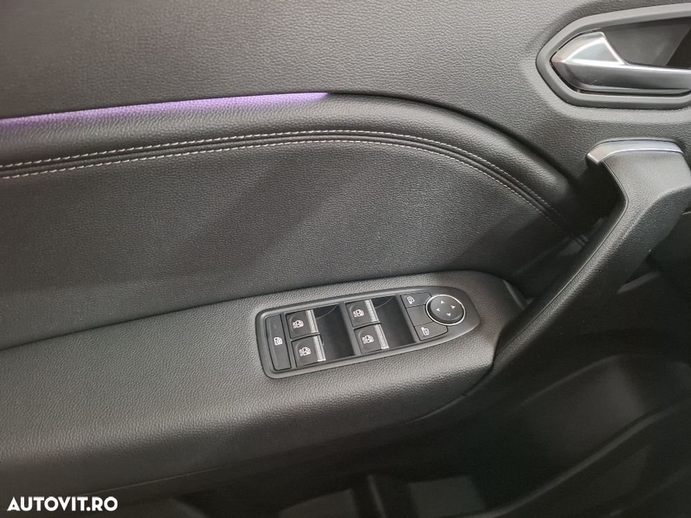 Renault Captur 140 MHEV Techno - 18