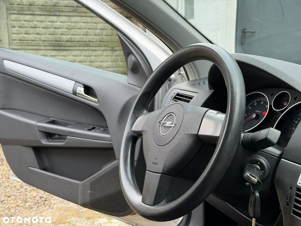 Opel Astra - 19