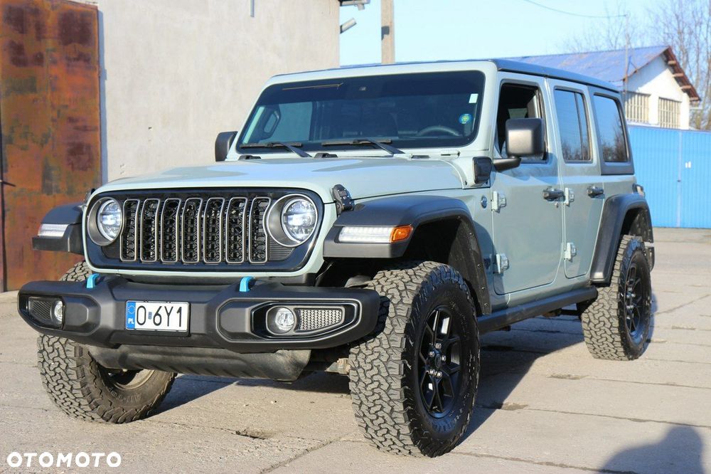 Jeep Wrangler - 4