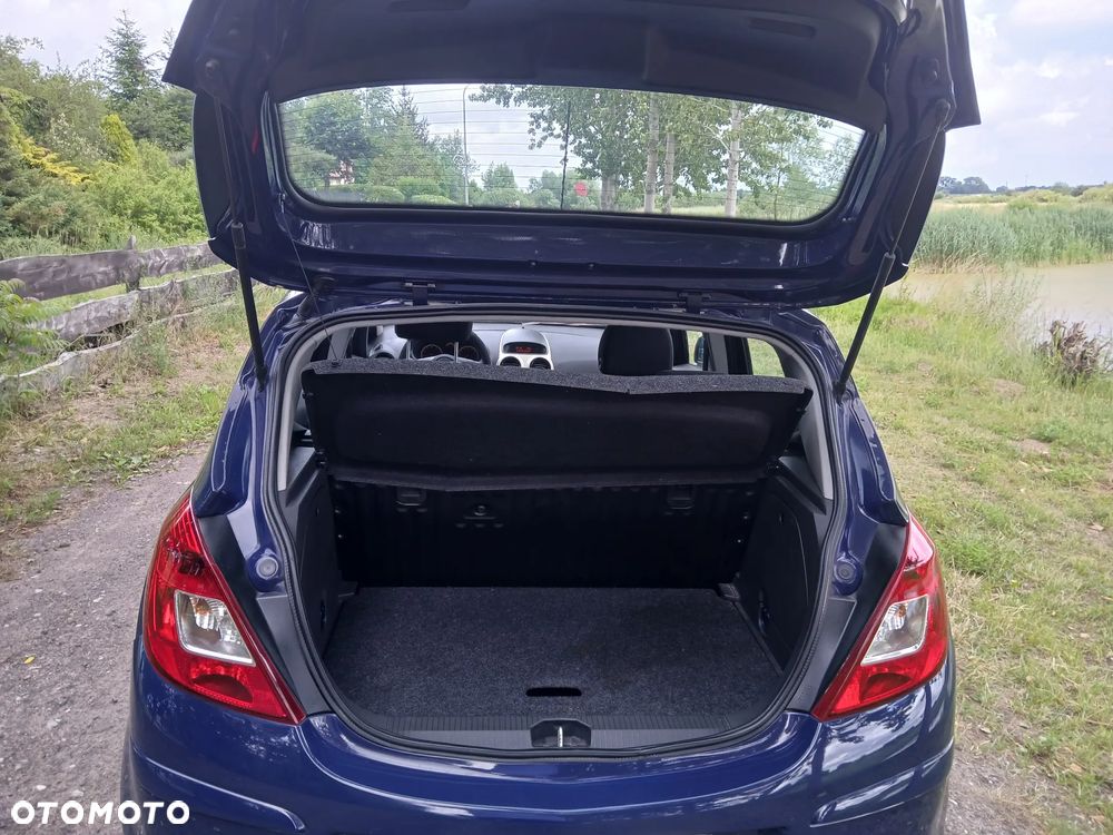Opel Corsa 1.0 12V - 12