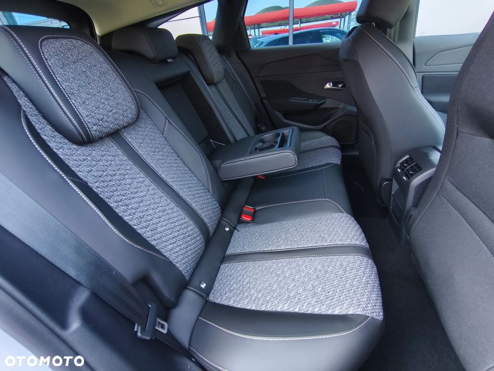 Peugeot 308 1.5 BlueHDi Business S&S EAT8 - 15