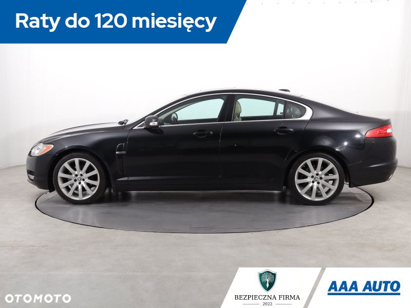 Jaguar XF - 3