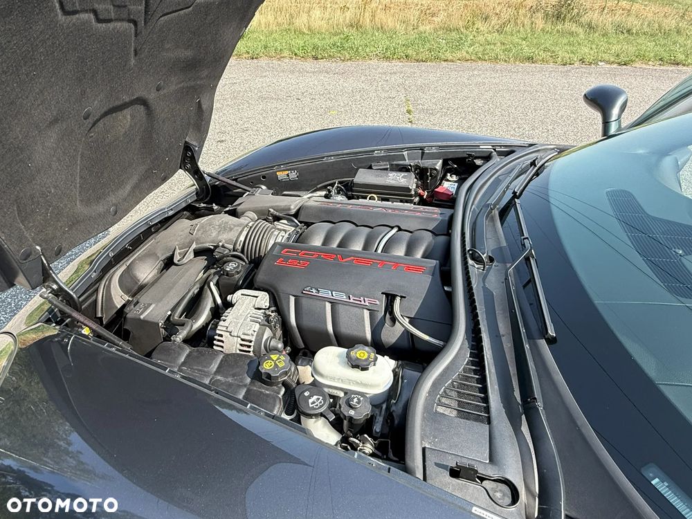 Chevrolet Corvette - 15