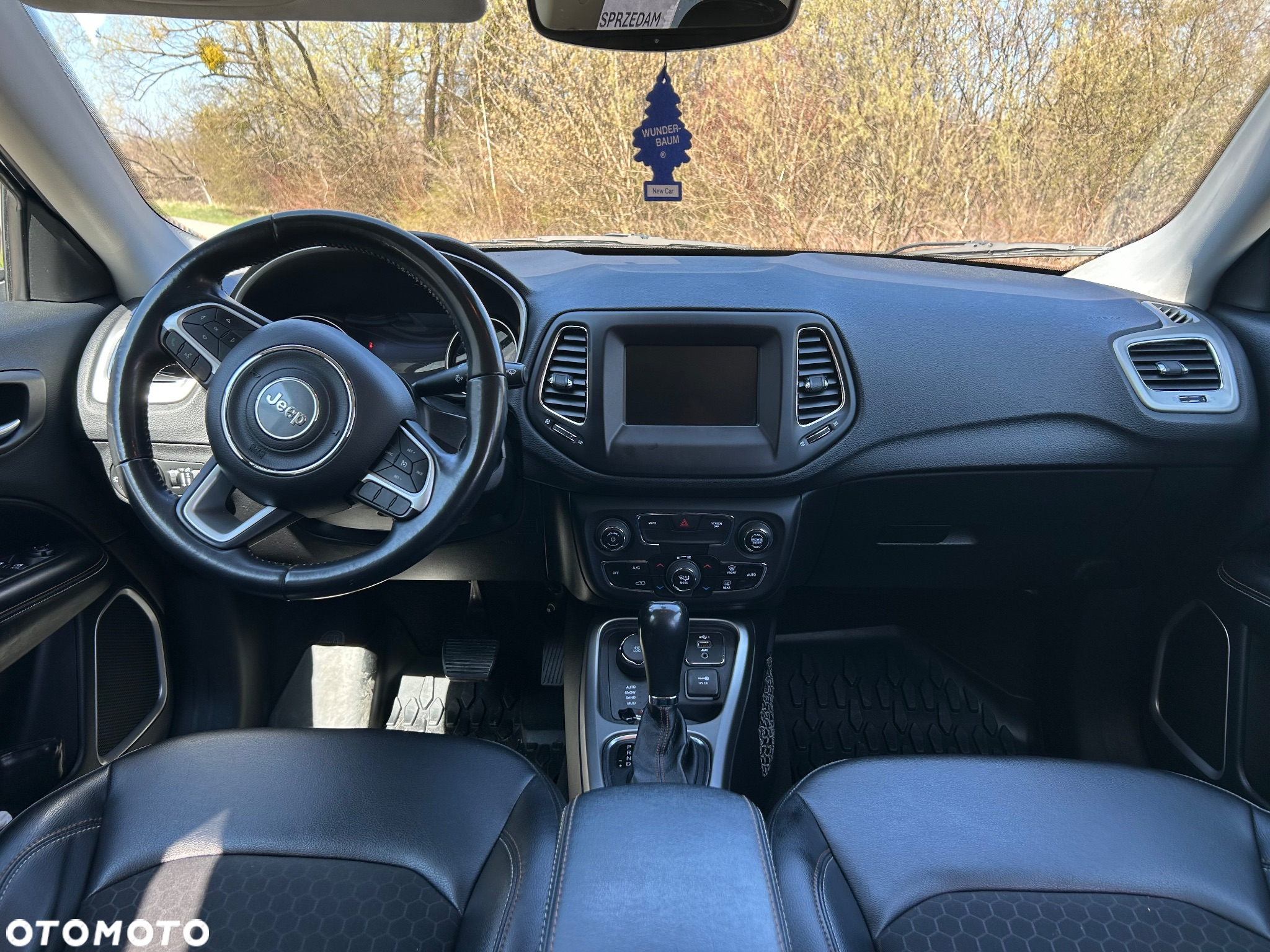 Jeep Compass - 9