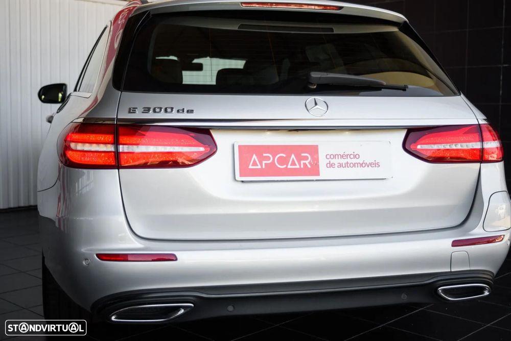 Mercedes-Benz E 300 de Avantgarde - 23
