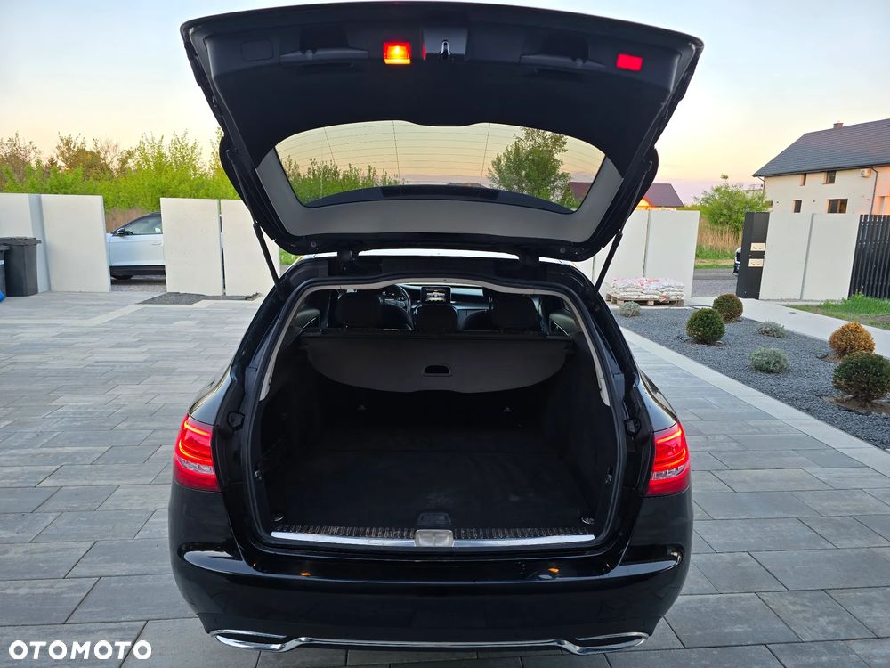 Mercedes-Benz Klasa C 180 (BlueTEC) d Avantgarde - 17