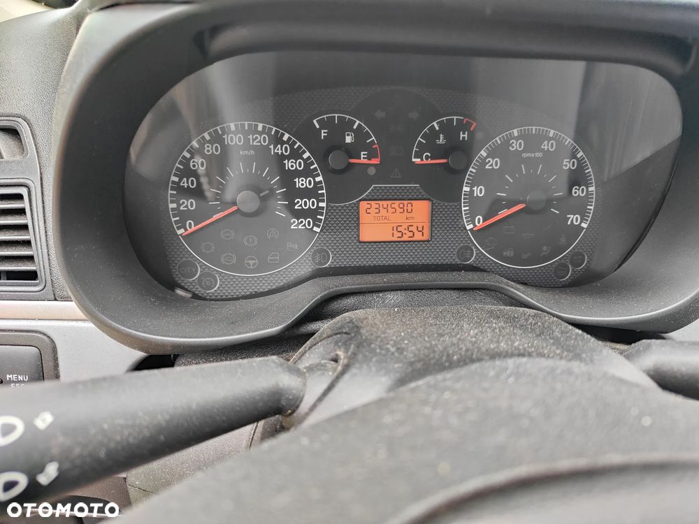 Fiat Grande Punto - 5