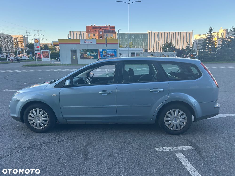 Ford Focus 1.6 TDCi Ambiente - 5