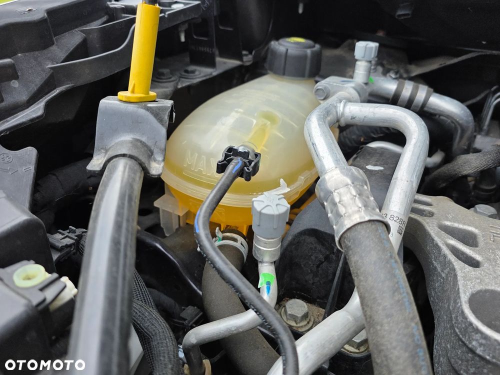 Renault Captur 1.6 E-TECH Plug-In Initiale Paris - 10