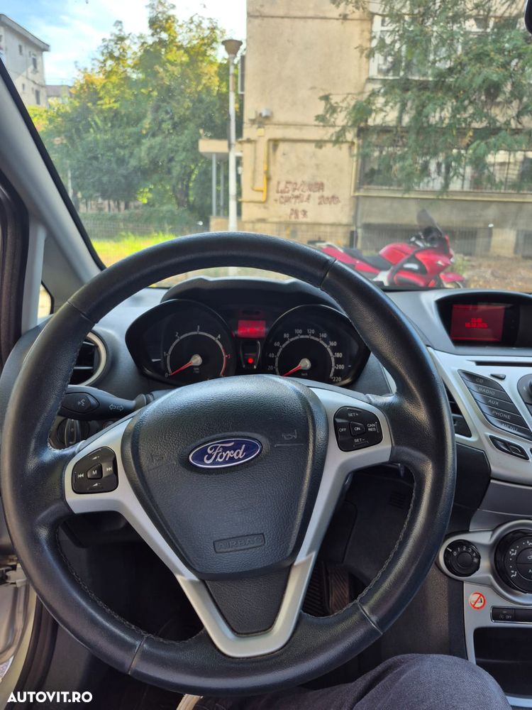 Ford Fiesta - 19