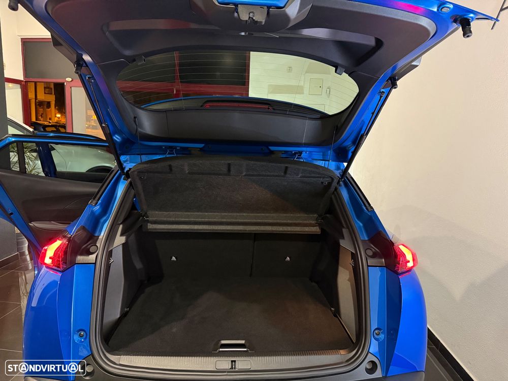 Peugeot e-2008 50 kWh Allure Pack - 21