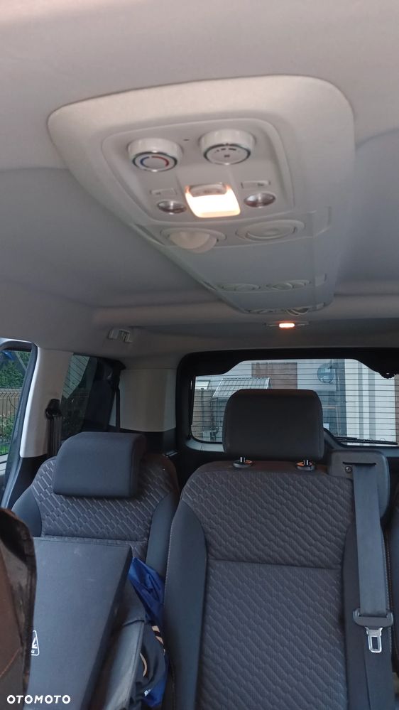 Toyota ProAce Kombi D-4D Medium 2,7t - 5