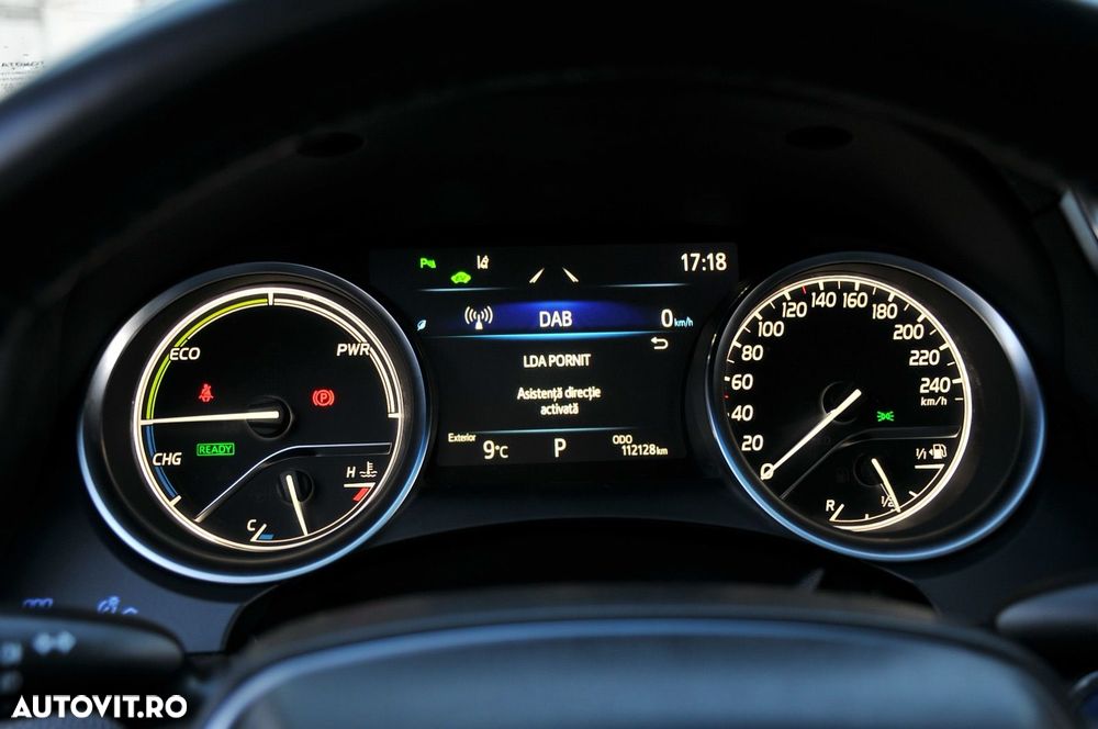 Toyota Camry 2.5 Eco - 11