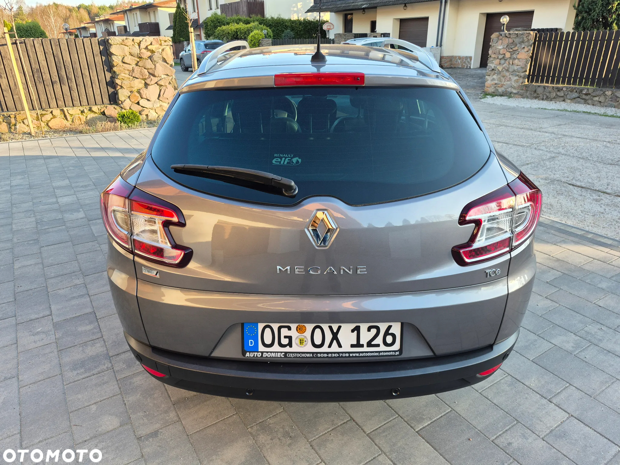 Renault Megane Grandtour ENERGY TCe 130 Start & Stop Bose Edition - 24