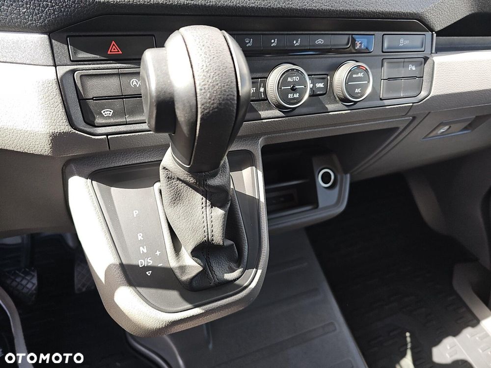 Volkswagen Crafter - 26