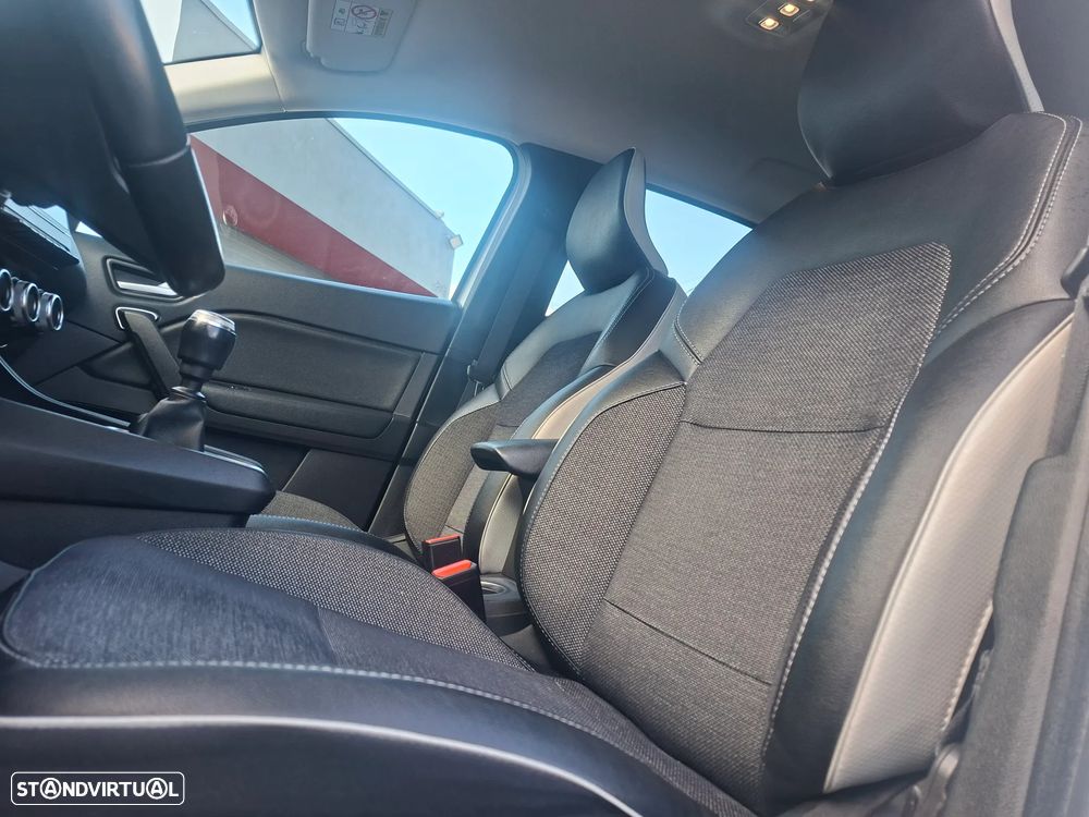 Renault Captur 1.0 TCe Evolution - 29