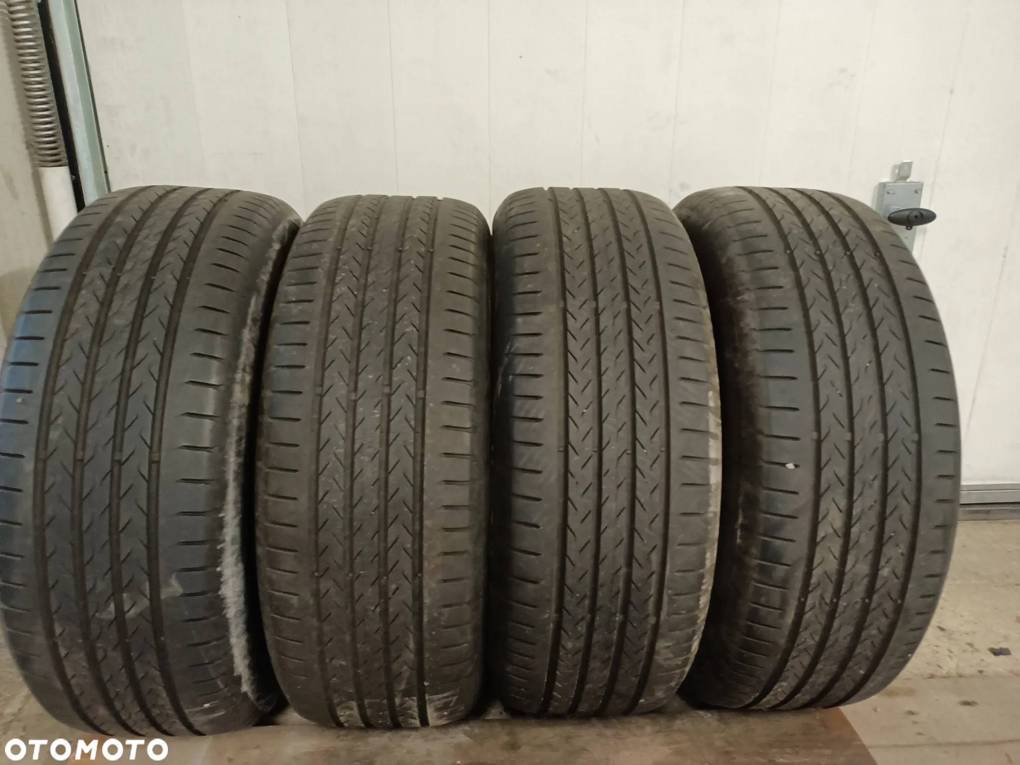 Komplet używanych opon letnich Continental EcoContact 6 Q 235/55 R19 105 W XL, MO - 10