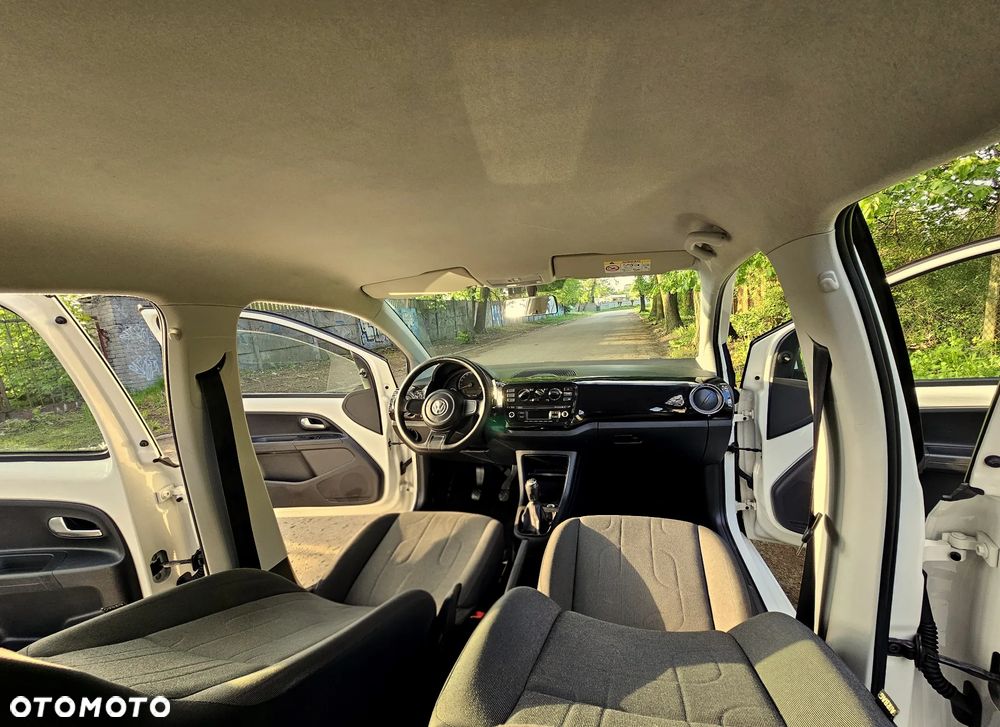 Volkswagen up! white style - 19