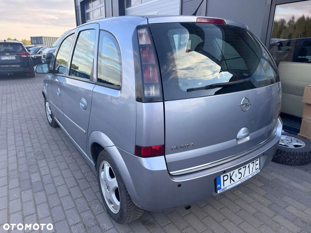 Opel Meriva - 10