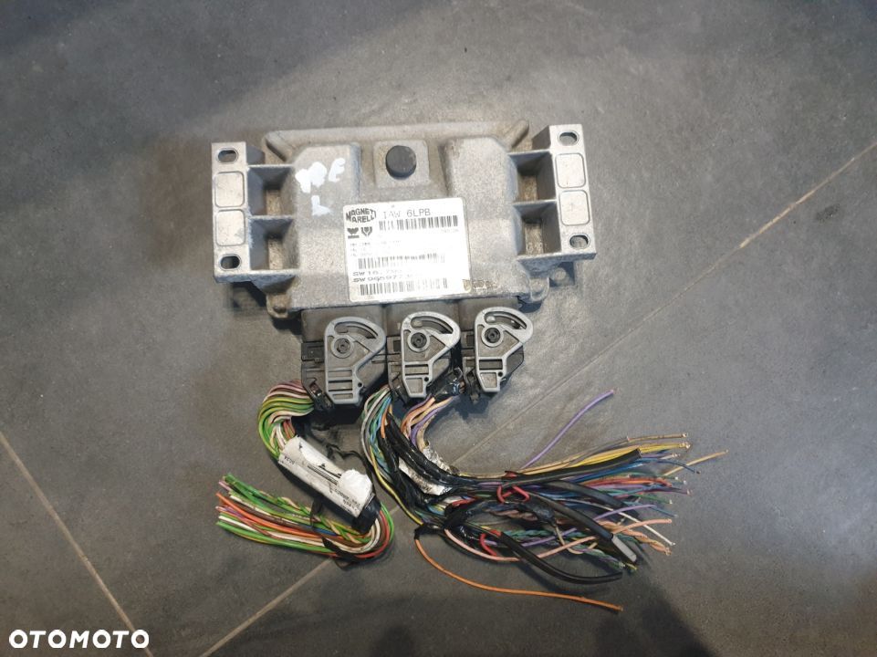 STEROWNIK SILNIKA KOMPUTER C5 II LIFT 2.0 16V 9659580780 IAW 6LPB CITROEN 2004-2007 - 1