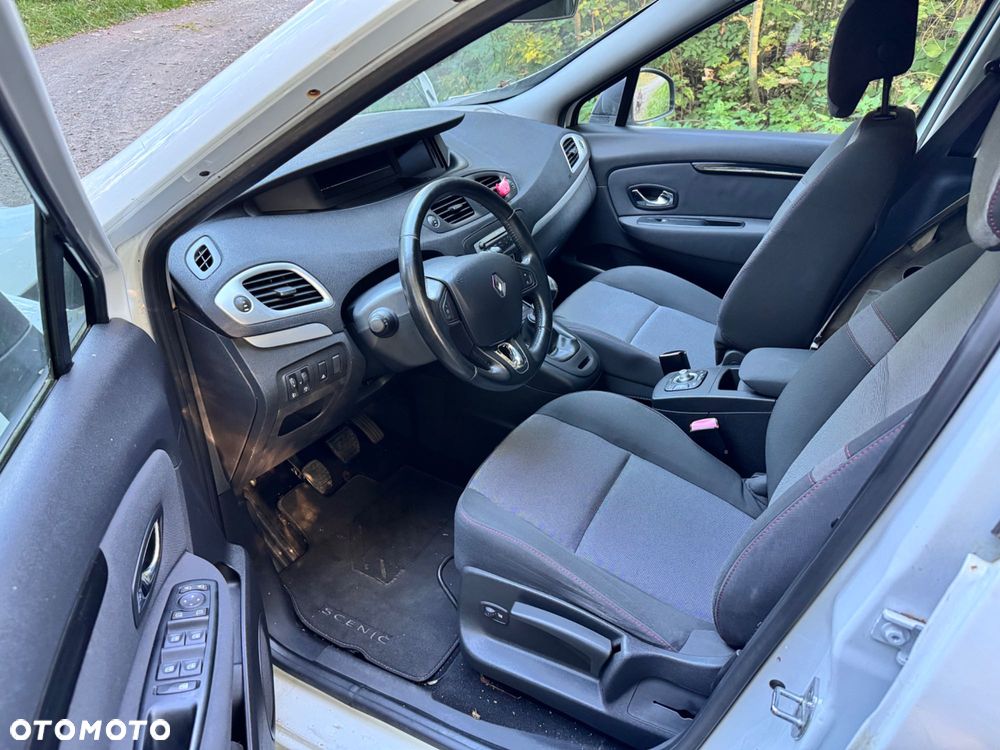 Renault Scenic - 6