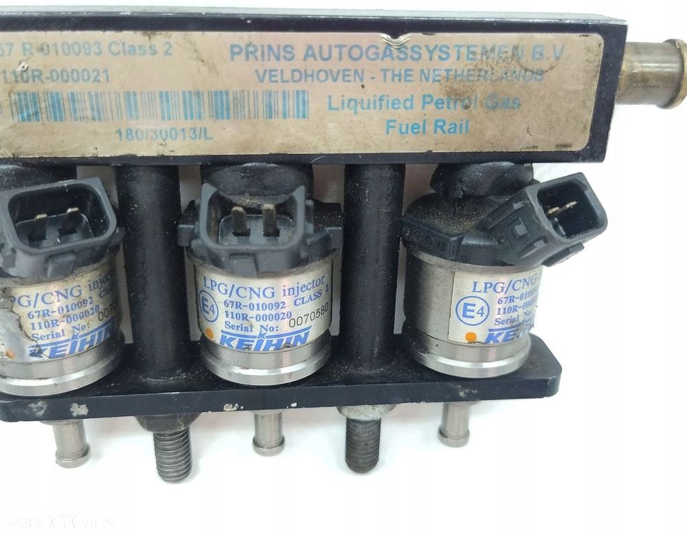 ZESTAW DWÓCH LISTW WTRYSKOWYCH GAZU LPG DODGE CARAVAN I 3.3 67R010092 - 2