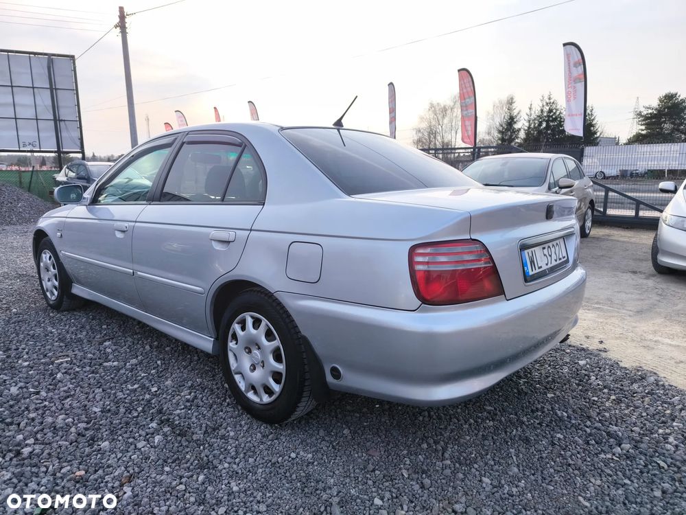 Honda Accord 1.8i ES - 12