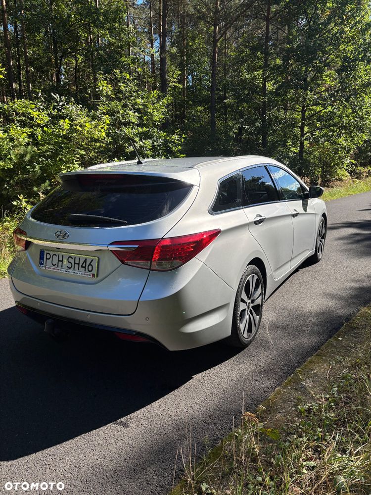 Hyundai i40 Kombi blue 1.7 CRDi Family - 4