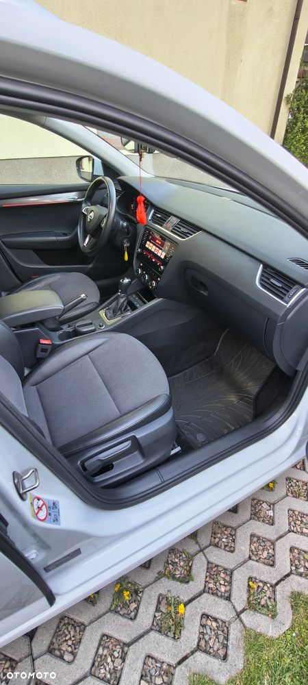 Skoda Octavia 1.6 TDI DSG Style - 12