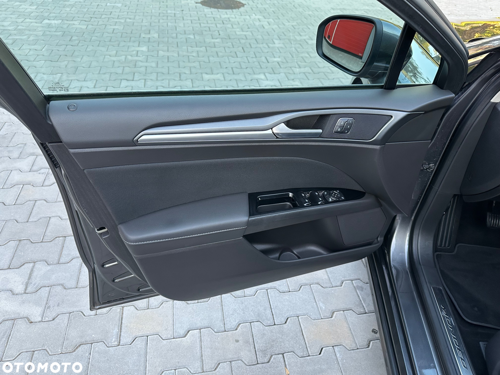 Ford Mondeo 2.0 EcoBlue Titanium - 16