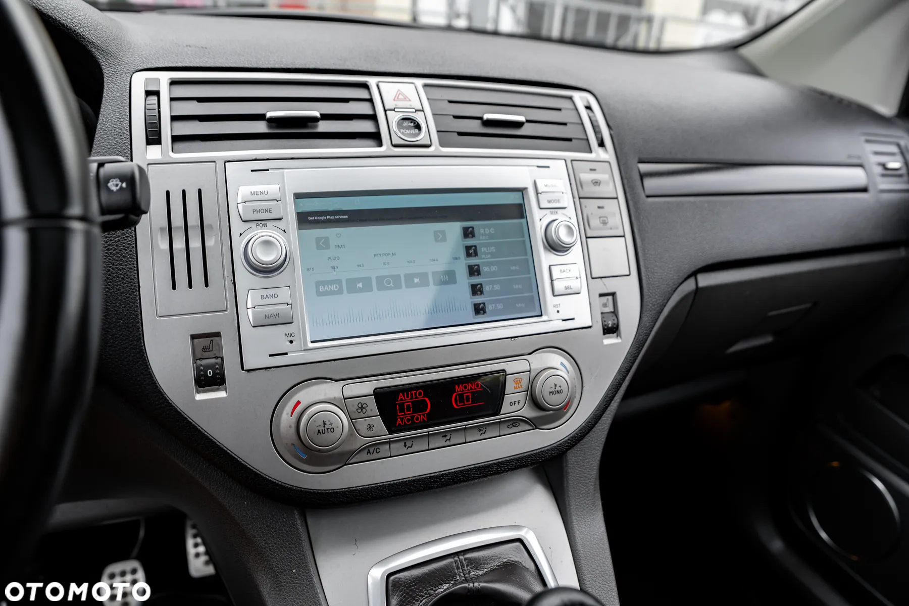 Ford Kuga 2.5 4x4 Titanium - 30