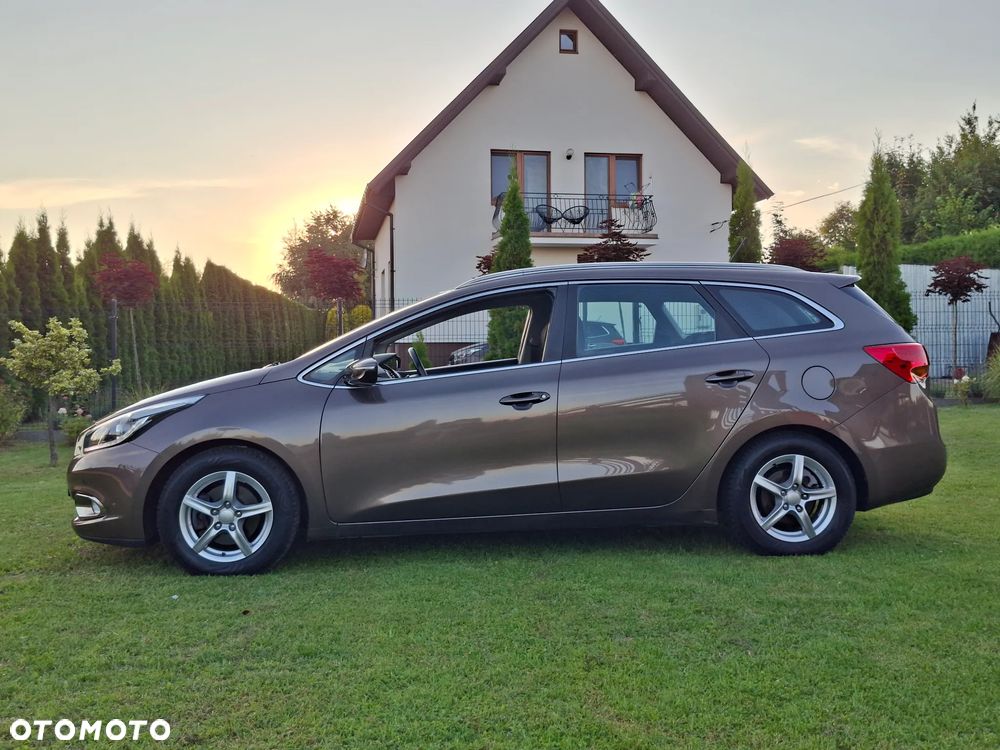 Kia Ceed 1.6 GDI XL - 4