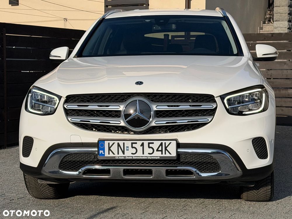Mercedes-Benz GLC 250 4Matic 9G-TRONIC Exclusive - 3