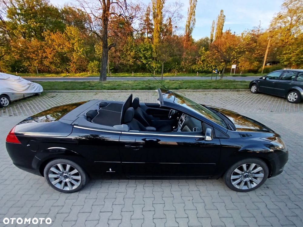 Ford Focus 2.0 16V Sport - 36