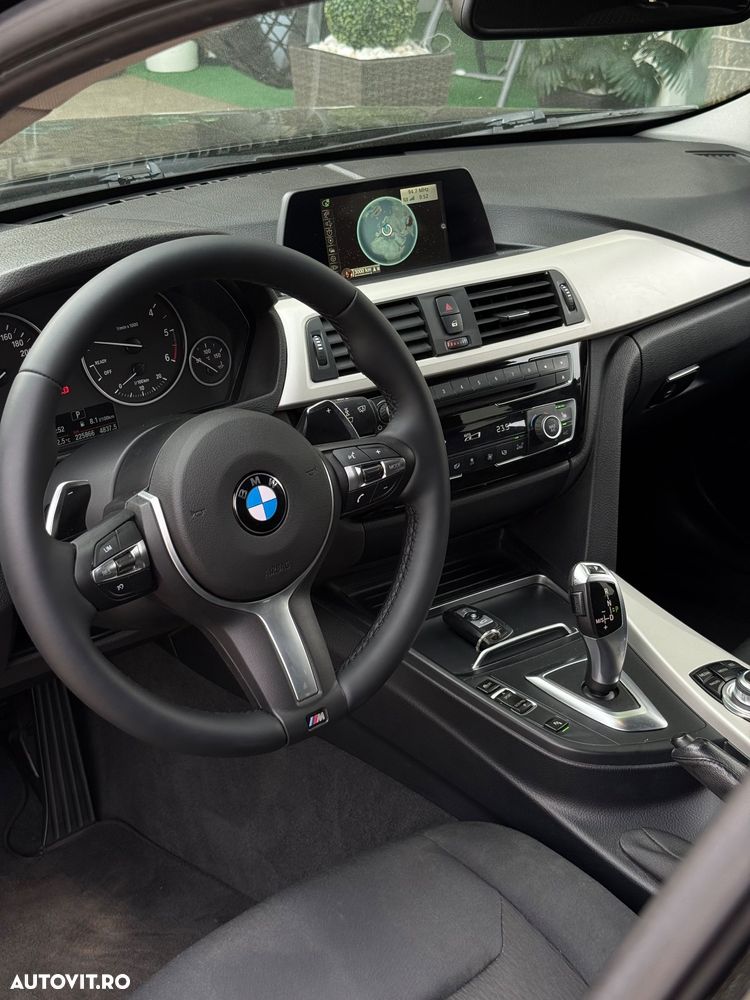 BMW Seria 3 318d Touring Aut. - 3