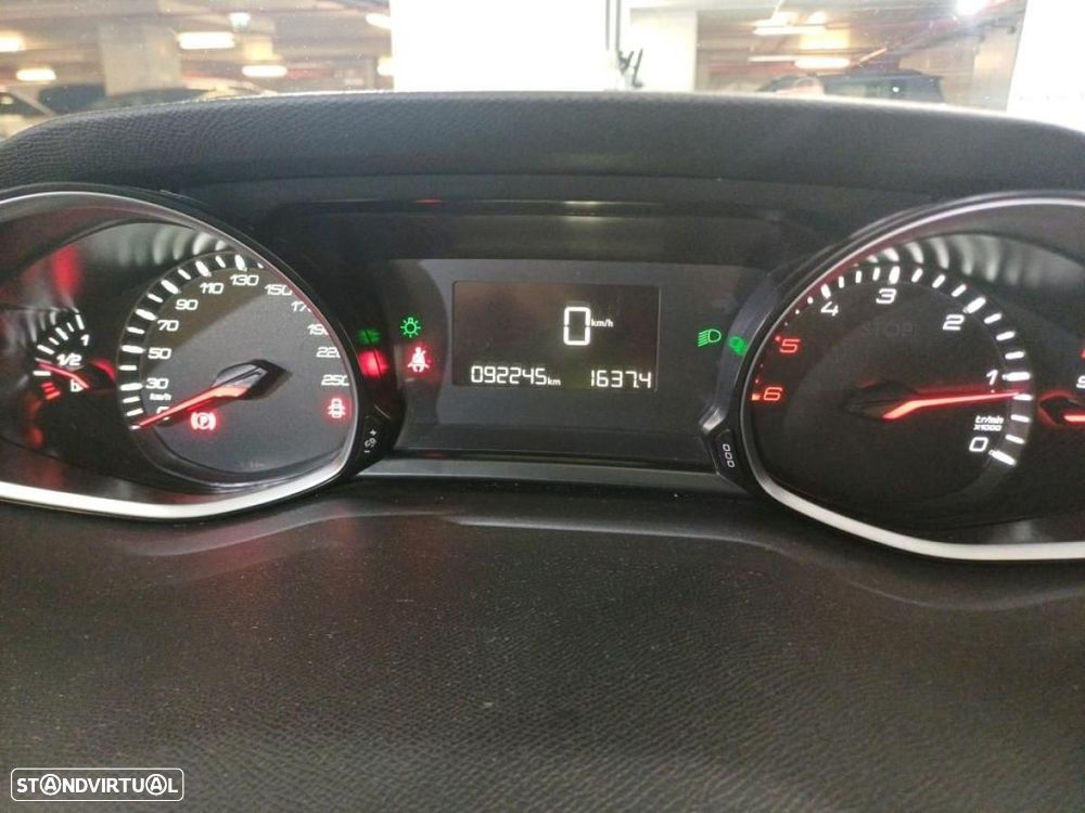 Peugeot 308 1.5 BlueHDi Business Line - 3