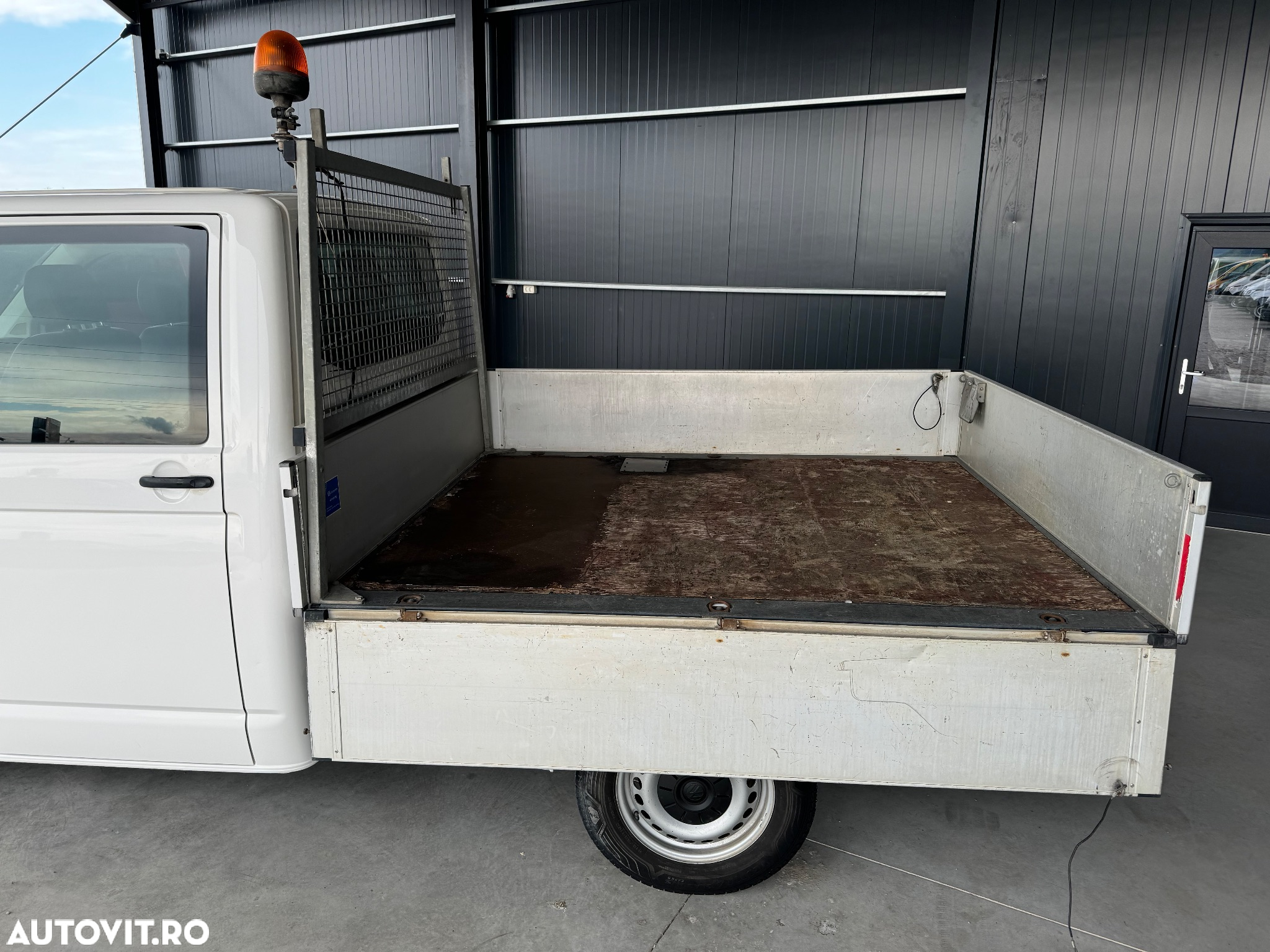 Volkswagen Transporter doka - 23
