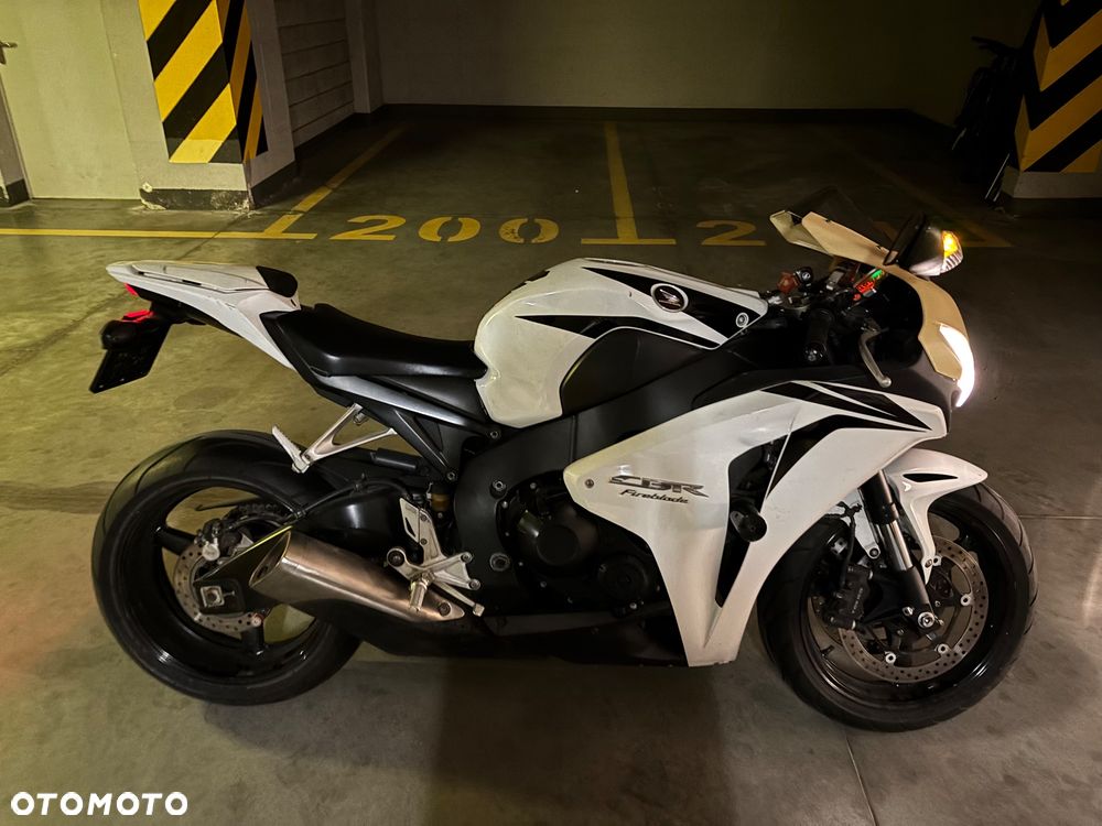 Honda CBR - 14
