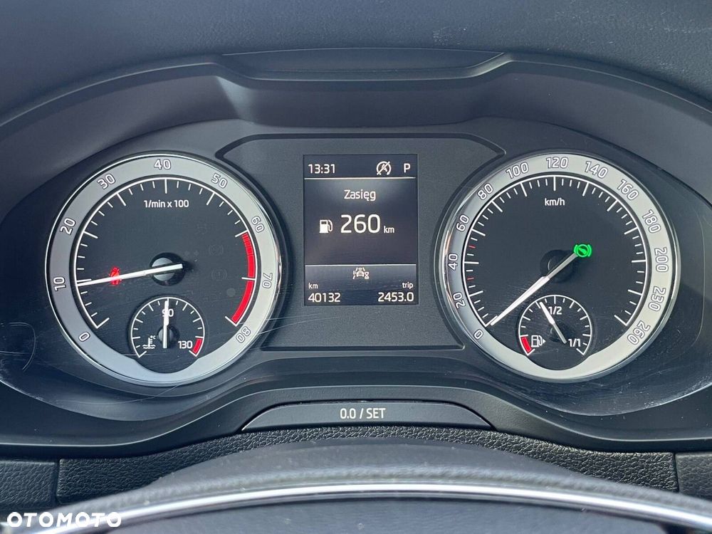 Skoda Karoq 1.5 TSI ACT 4x2 Ambition DSG - 11