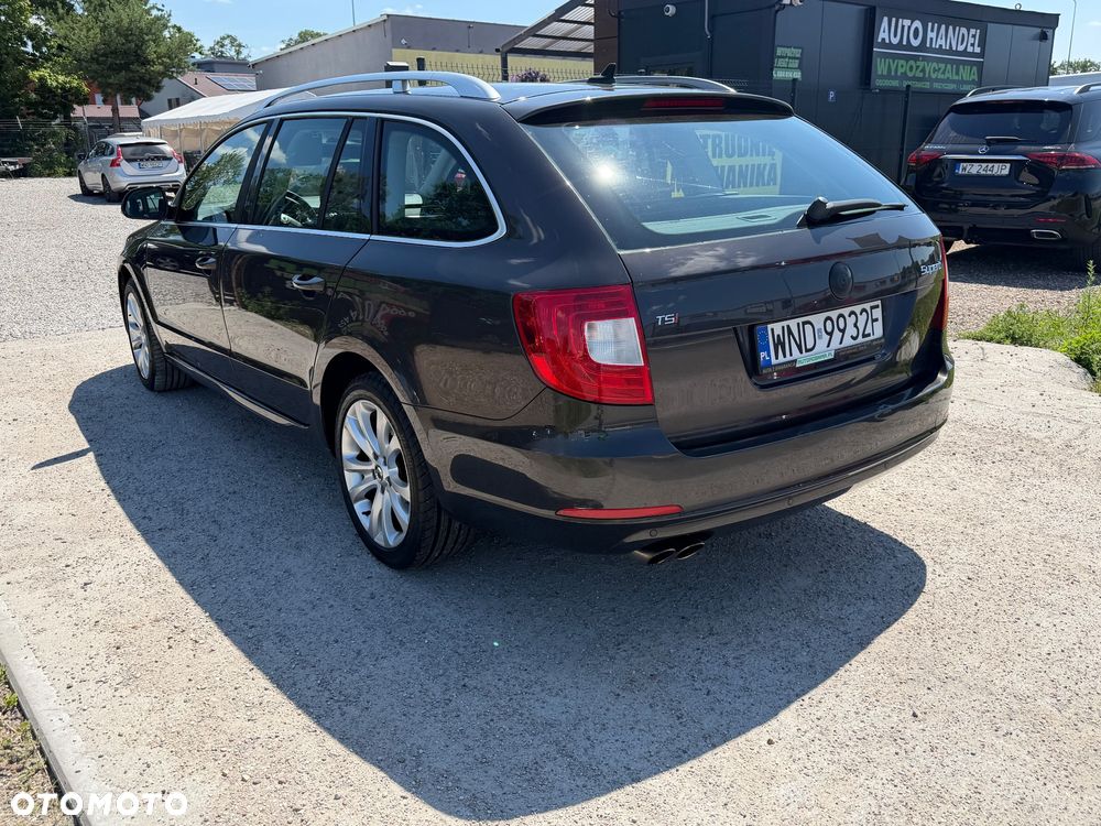 Skoda Superb 1.8 TSI Ambition DSG - 7