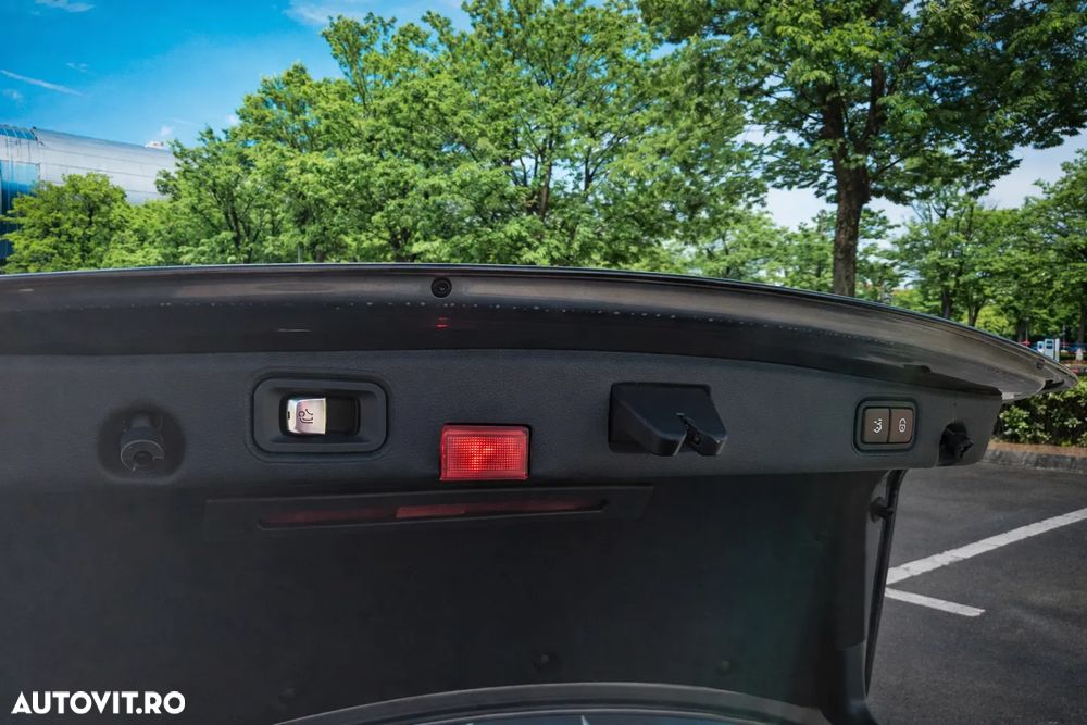 Mercedes-Benz E 220 d 9G-TRONIC Avantgarde - 11