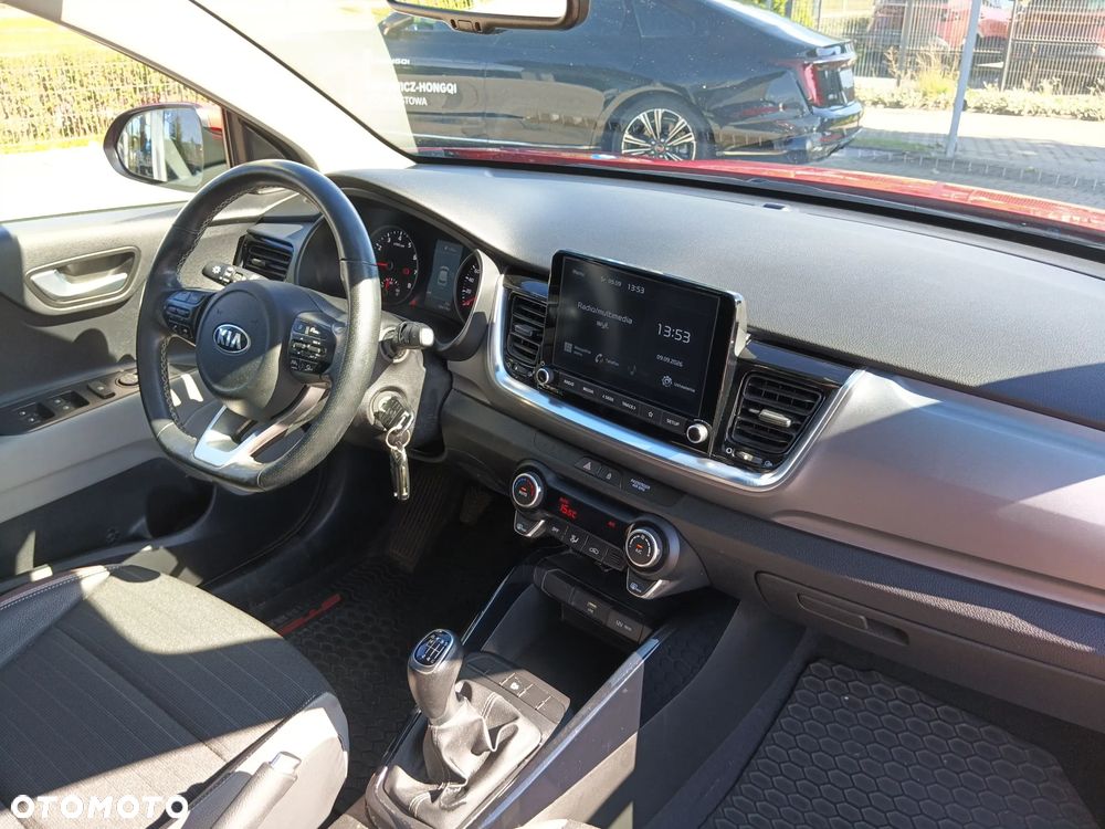Kia Stonic 1.0 T-GDI L - 22