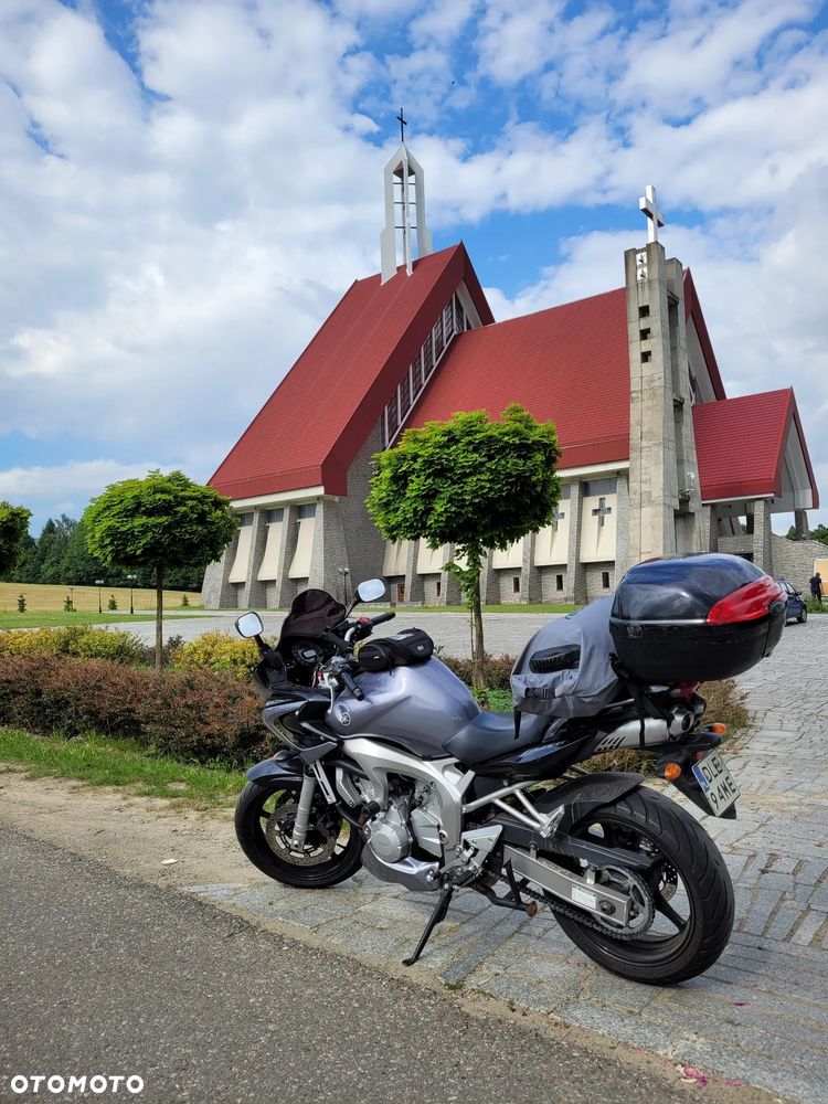 Yamaha FZ6 - 7