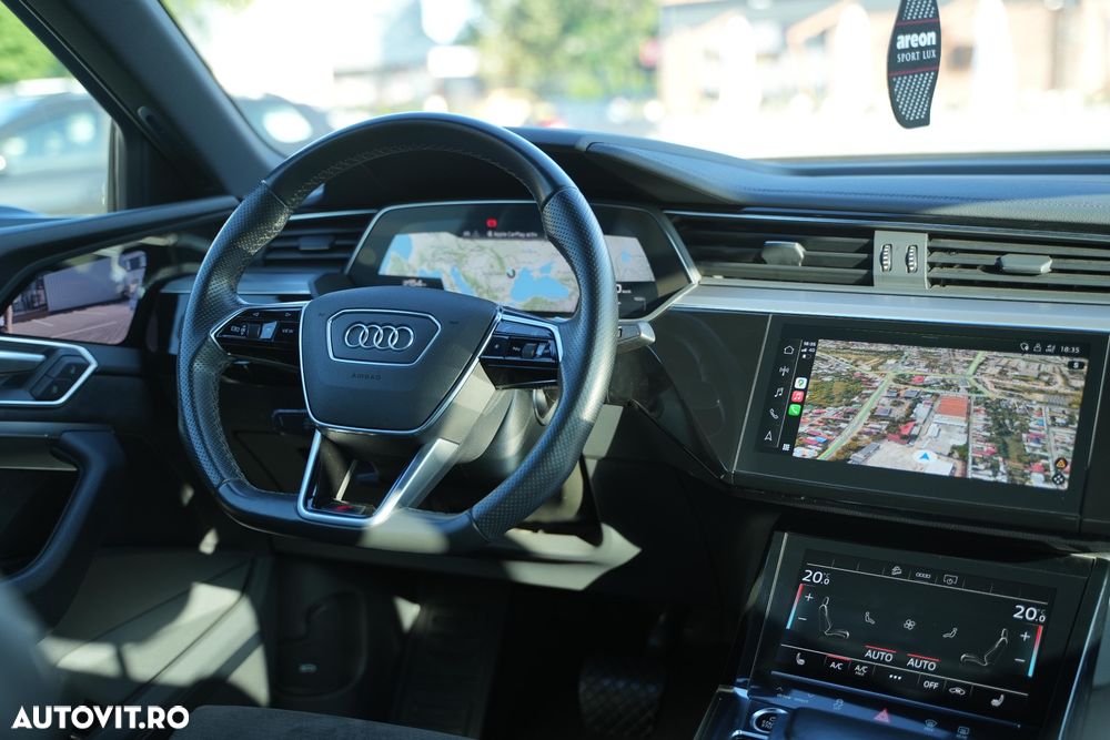 Audi e-tron 50 quattro S line - 11