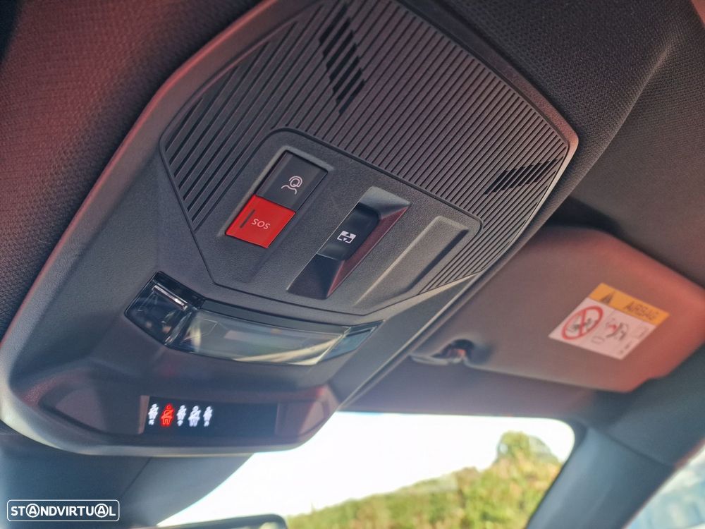 Peugeot 408 Plug-In Hybrid 225 e-EAT8 GT - 50